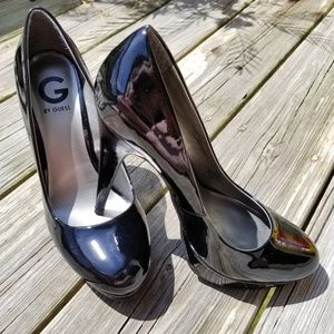 Guess Winna Black Pumps